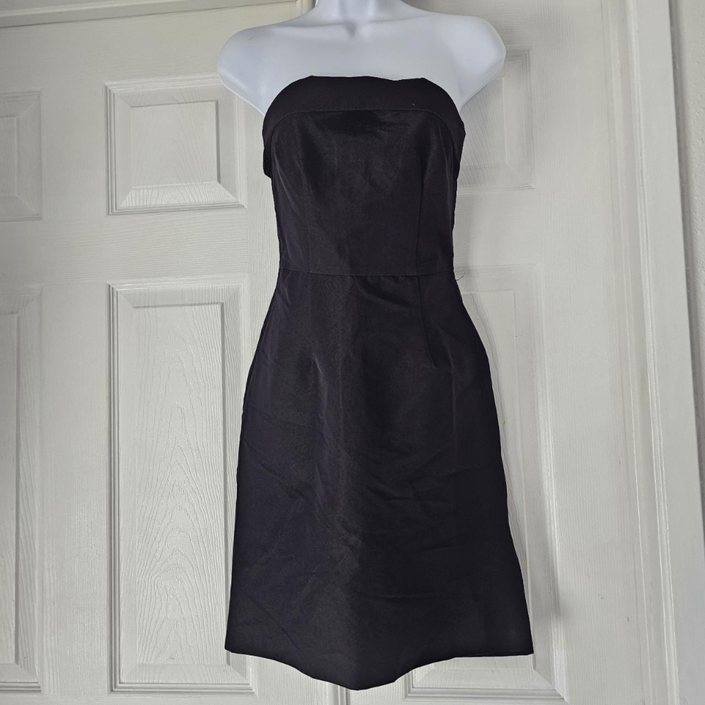 Vtg 2000s y2k Strapless mini dressSize 3Brand is tempted